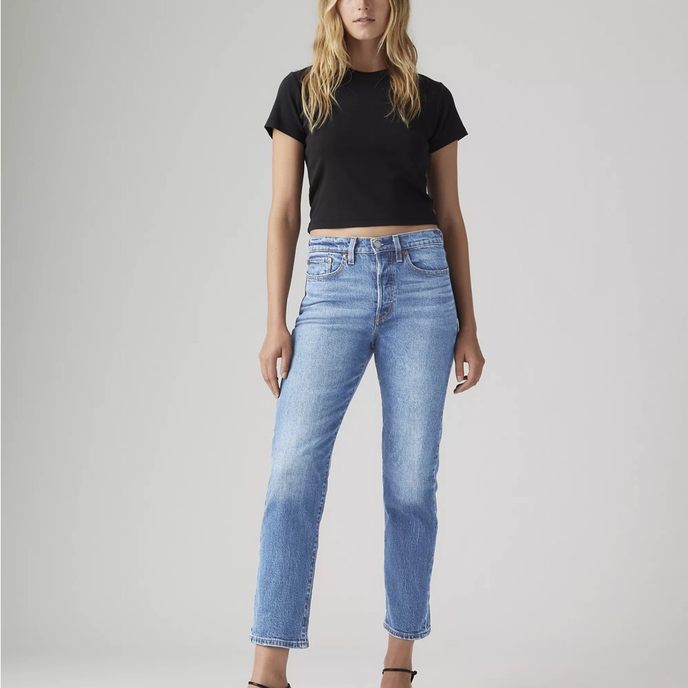 Levi's Light Blue Straight Leg Women's Jeans